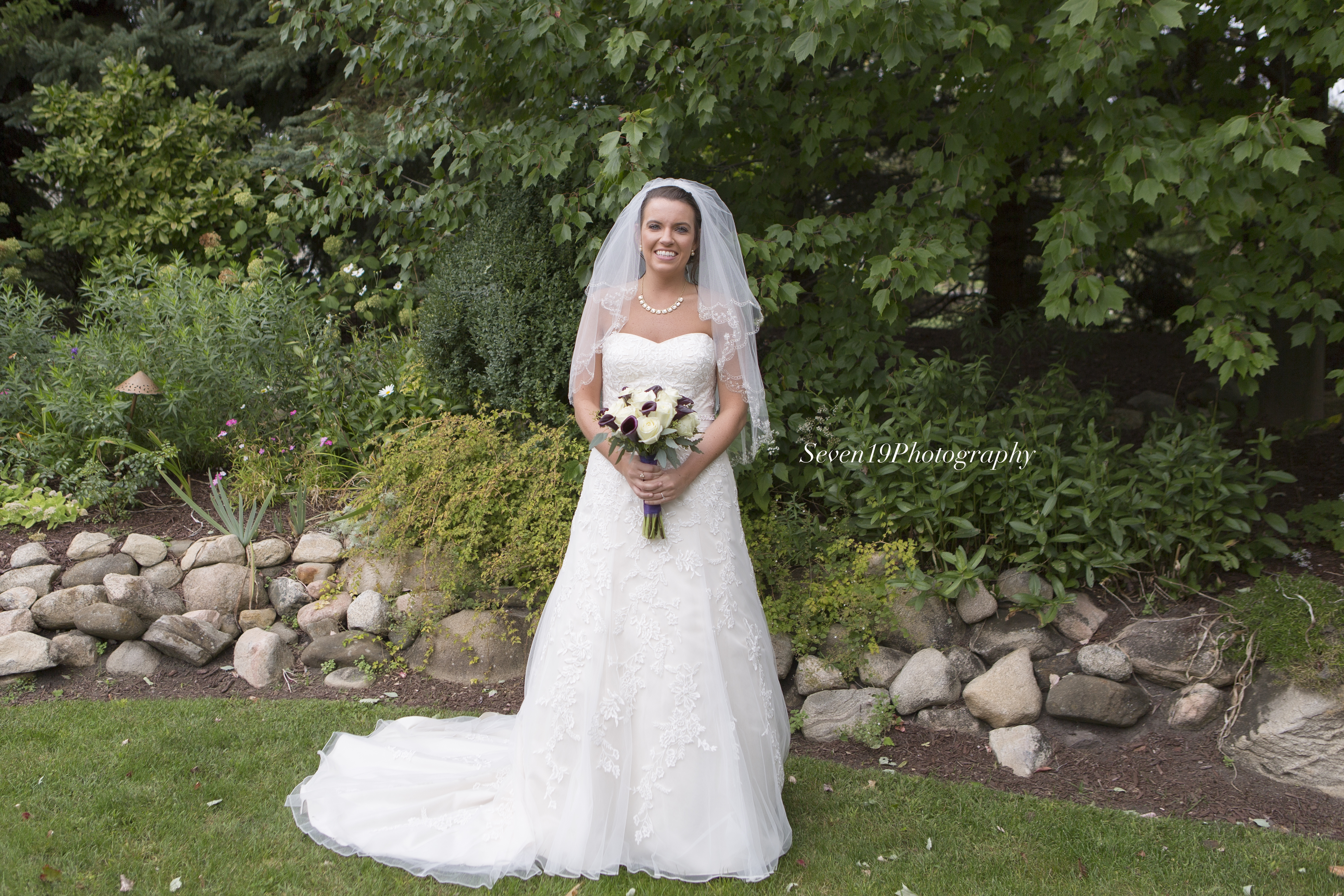 Gosh... Brittany you are a stunning Bride <3